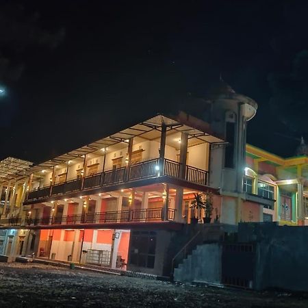 פרובולינגו Hotel Nur Cahaya - Syariah מראה חיצוני תמונה