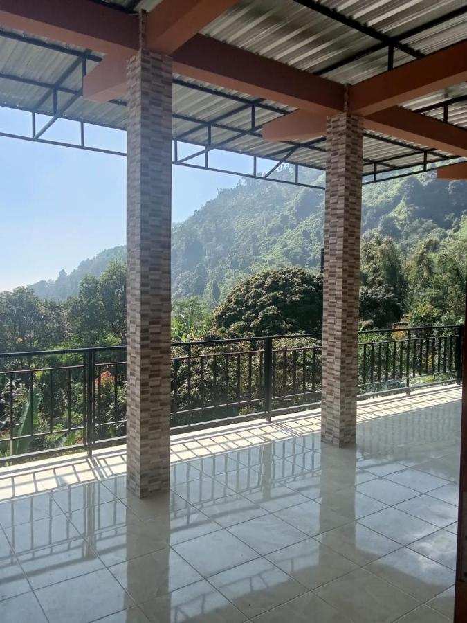 פרובולינגו Hotel Nur Cahaya - Syariah מראה חיצוני תמונה